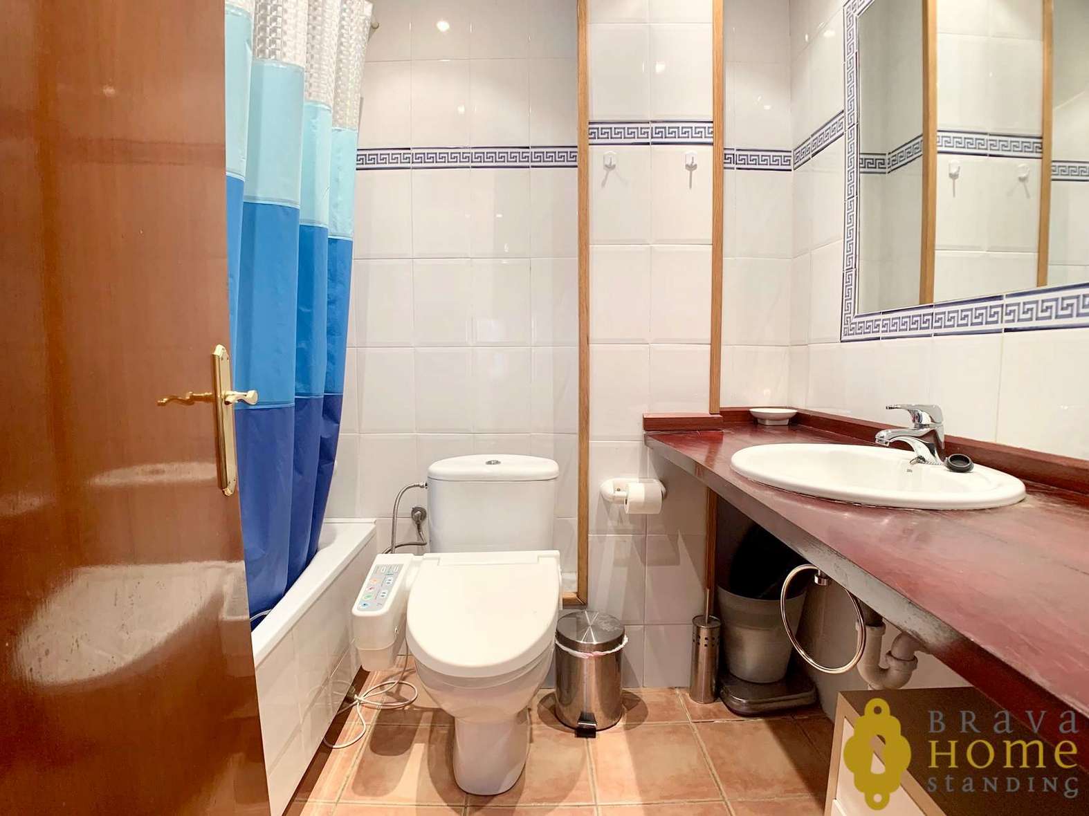 Magnífic apartament amb amarratge per a veler, en venda a Empuriabrava