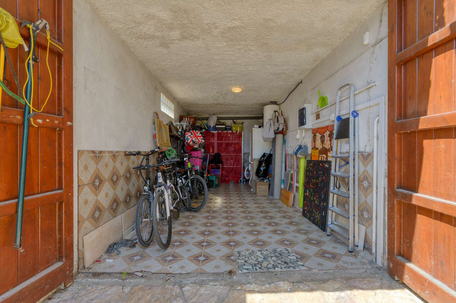 Casa amb piscina en un sector tranquil en venda a Empuriabrava