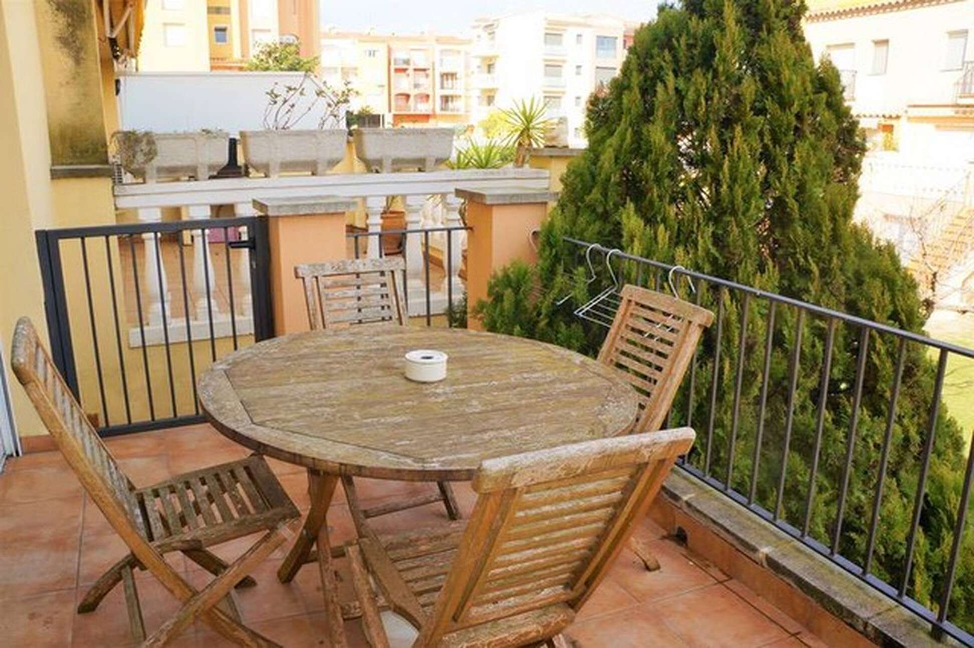 House 200 meters from the beach for sale in Empuriabrava