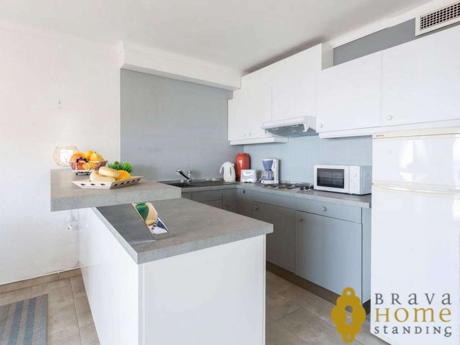 Superbe appartement avec vue mer et parking en vente à Rosas - Canyelles