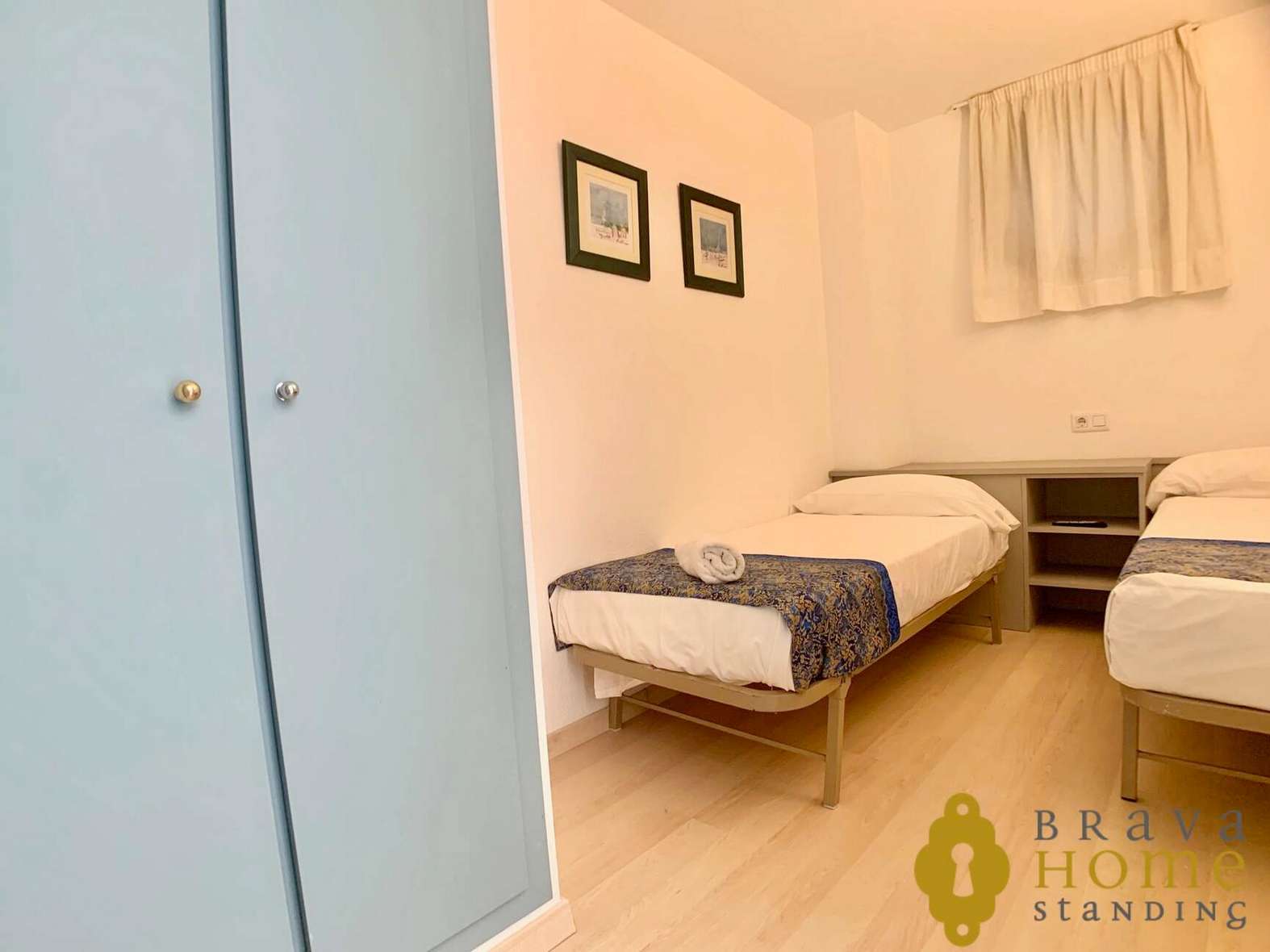 Bonic apartament amb terrassa sud en una preciosa residencia amb piscina comunitària