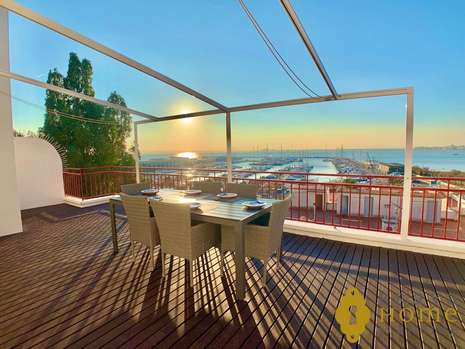 EN VENTE Superbe Appartement au Centre de Rosas à 50m de la plage