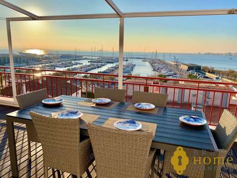 EN VENTE Superbe Appartement au Centre de Rosas à 50m de la plage