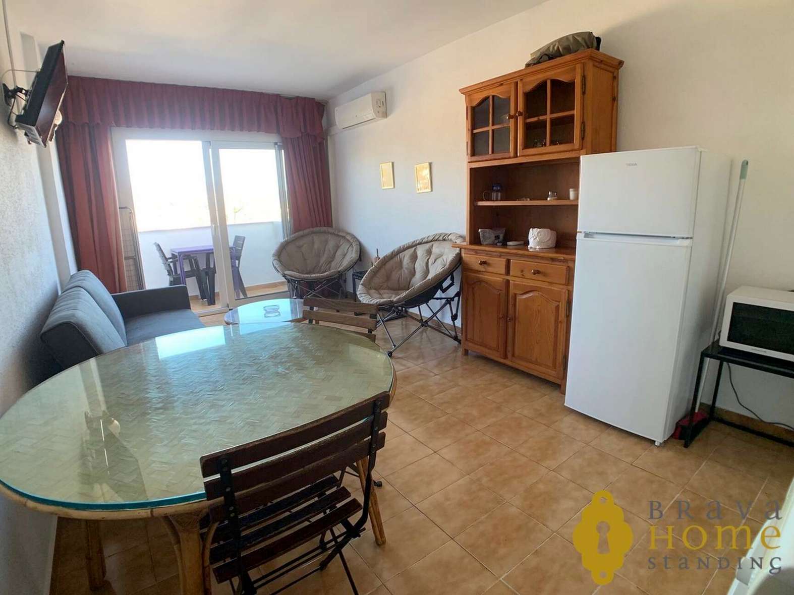 Bonito apartamento en venta en Empuriabrava