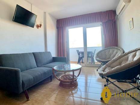 Bonito apartamento en venta en Empuriabrava