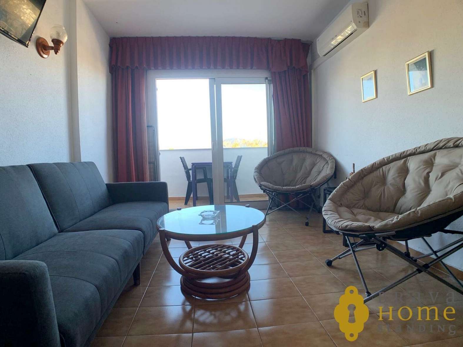 Bonito apartamento en venta en Empuriabrava