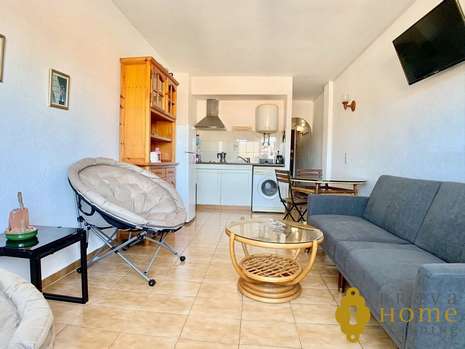 Bonito apartamento en venta en Empuriabrava