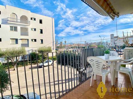 Beautiful one bedroom apartment in the center of Empuriabrava near the beach