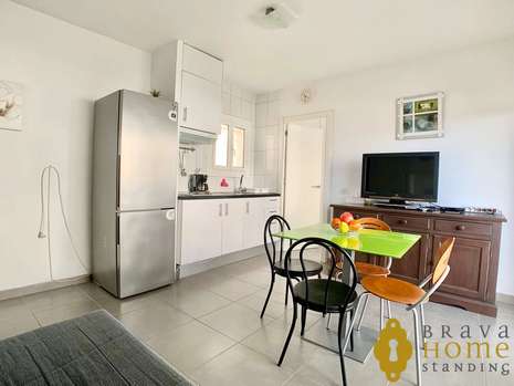 Beautiful one bedroom apartment in the center of Empuriabrava near the beach