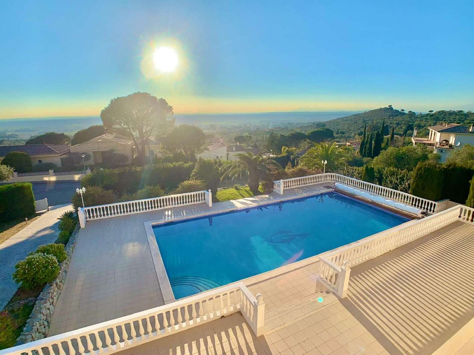 Luxueuse villa avec piscine en vente à Pau - Els Olivars