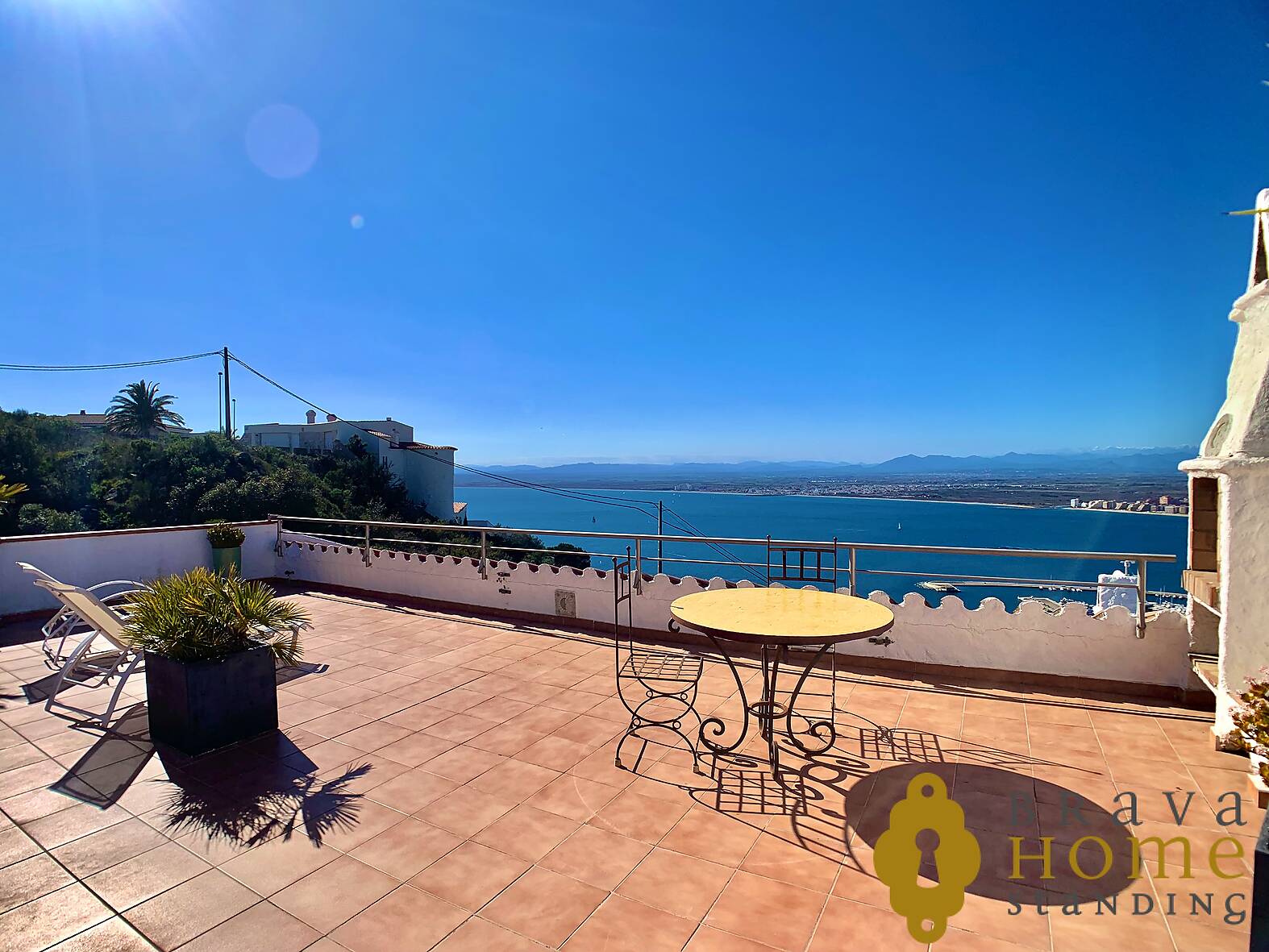 Superbe maison avec vue mer et piscine en vente à Rosas