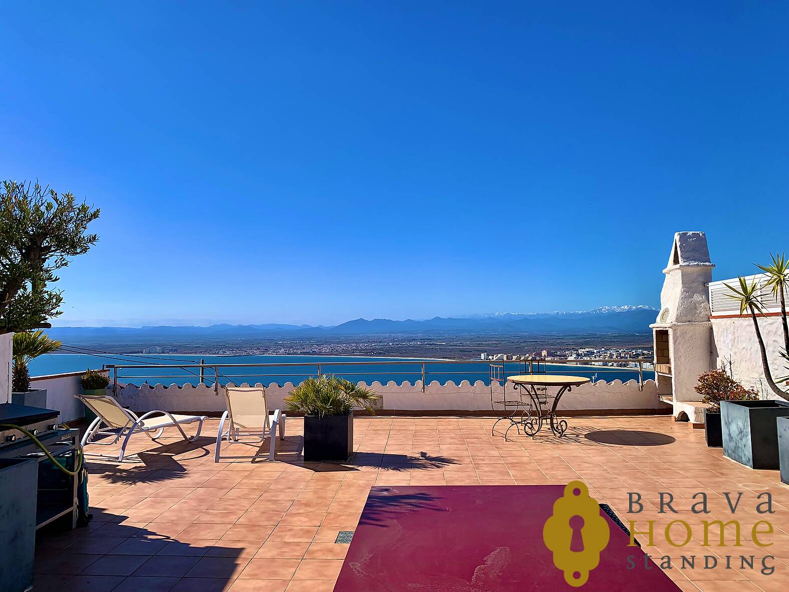 Superbe maison avec vue mer et piscine en vente à Rosas