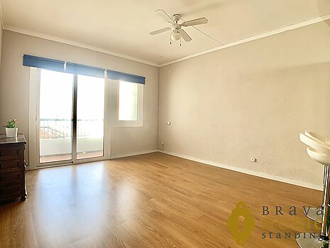 Apartment just 250 meters from the beach in Empuriabrava