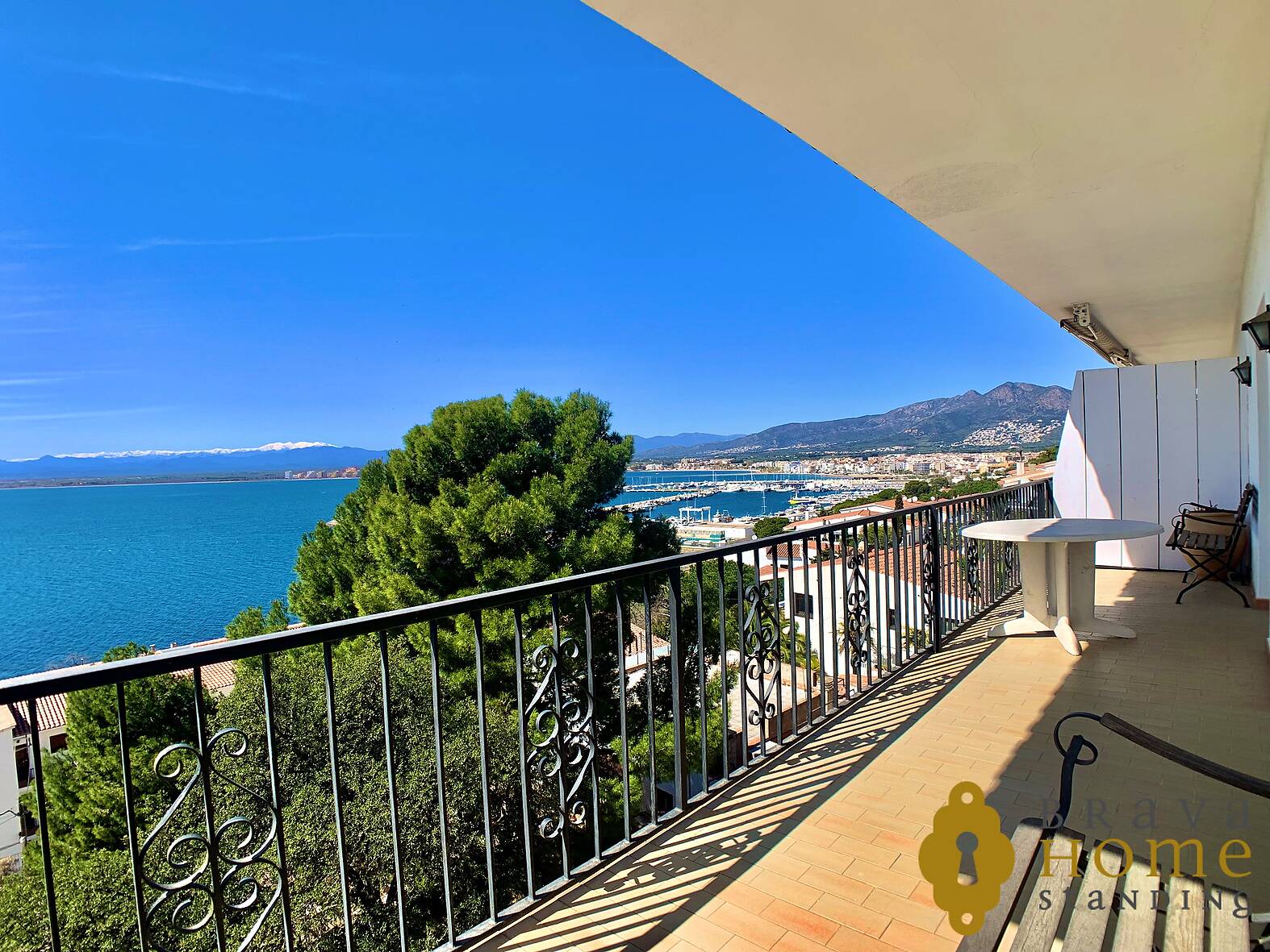 Maison de 4 chambres avec fantastique vue mer à Roses