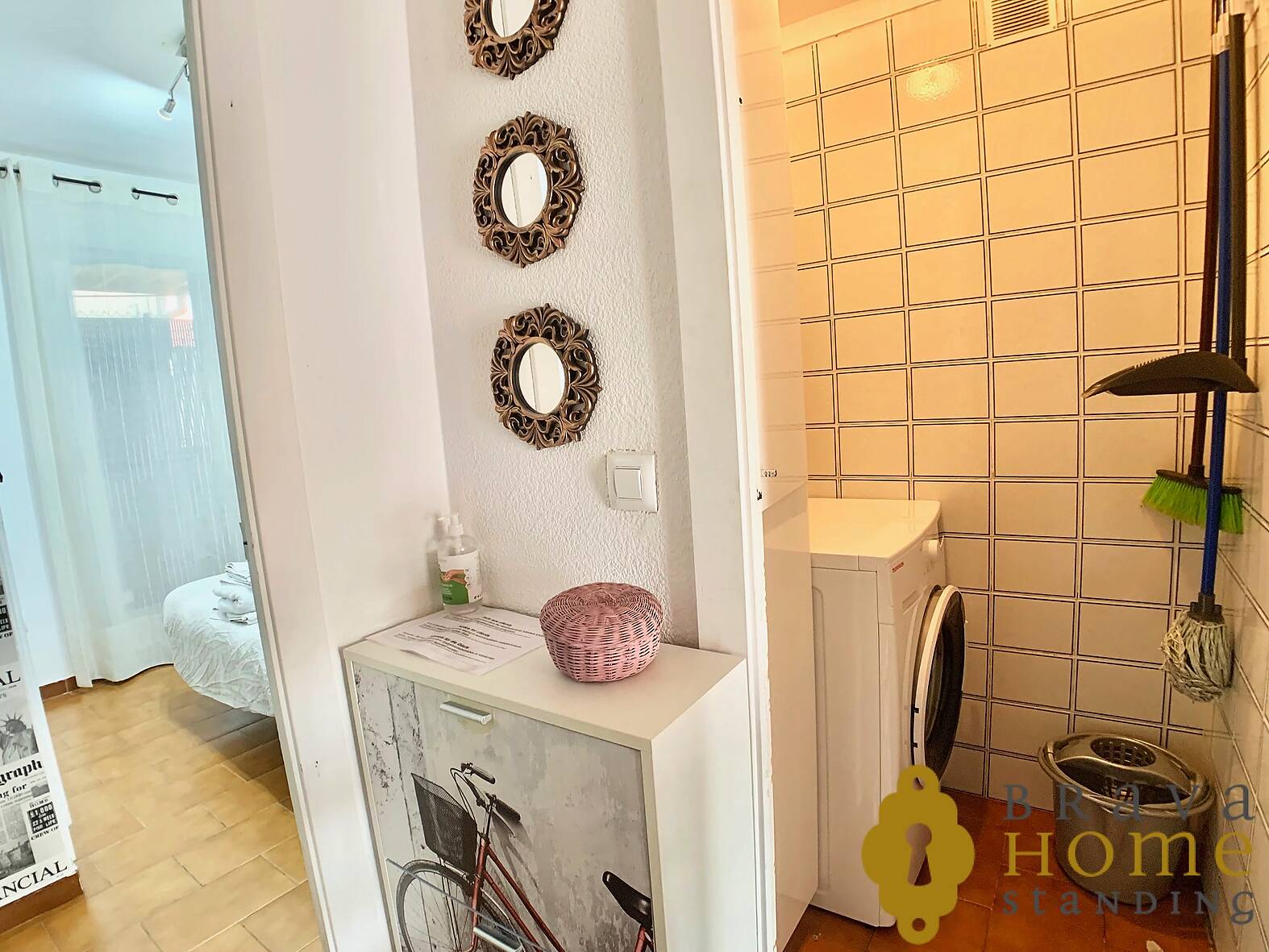 Beautiful renovated apartment for sale near the beach of Empuriabrava