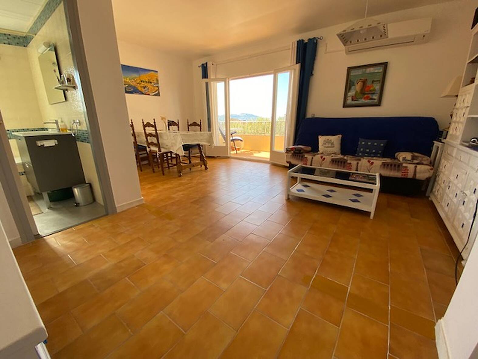 Beautiful apartment for sale in Rosas - Mas Busca