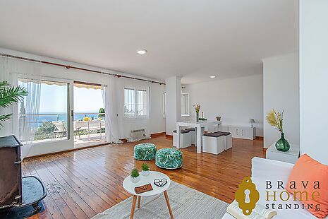 Superbe appartement avec vue mer à 100m de la plage de Canyelles