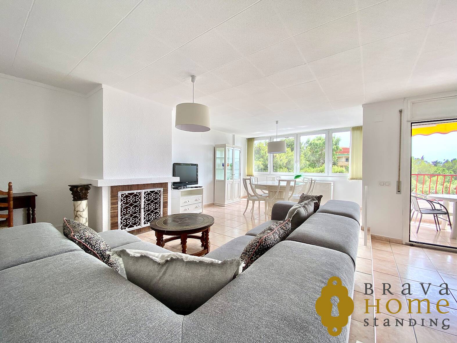 Magnifico atico con vistas al mar en venta en Rosas