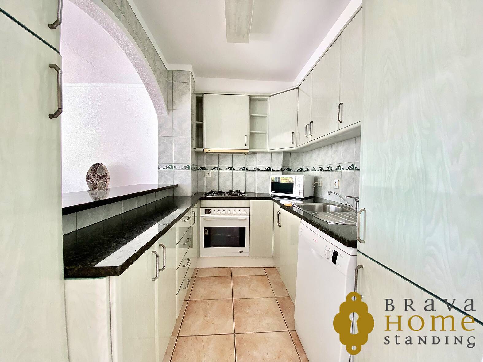 Magnifico atico con vistas al mar en venta en Rosas
