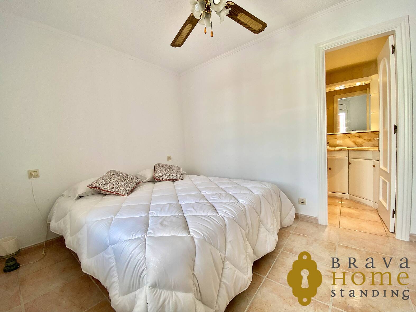 Magnifico atico con vistas al mar en venta en Rosas