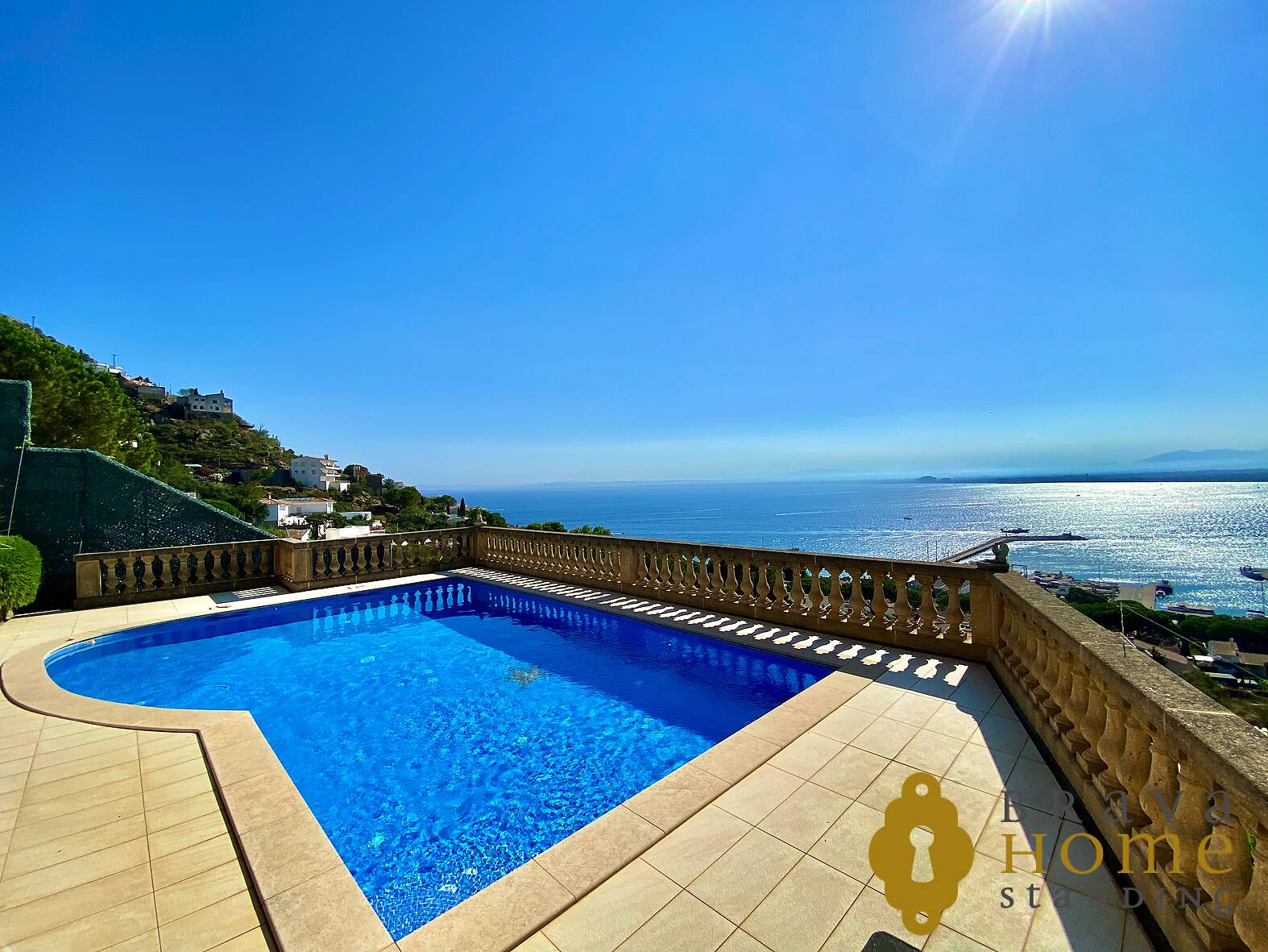 Luxueuse Villa avec piscine et superbe vue mer à Rosas