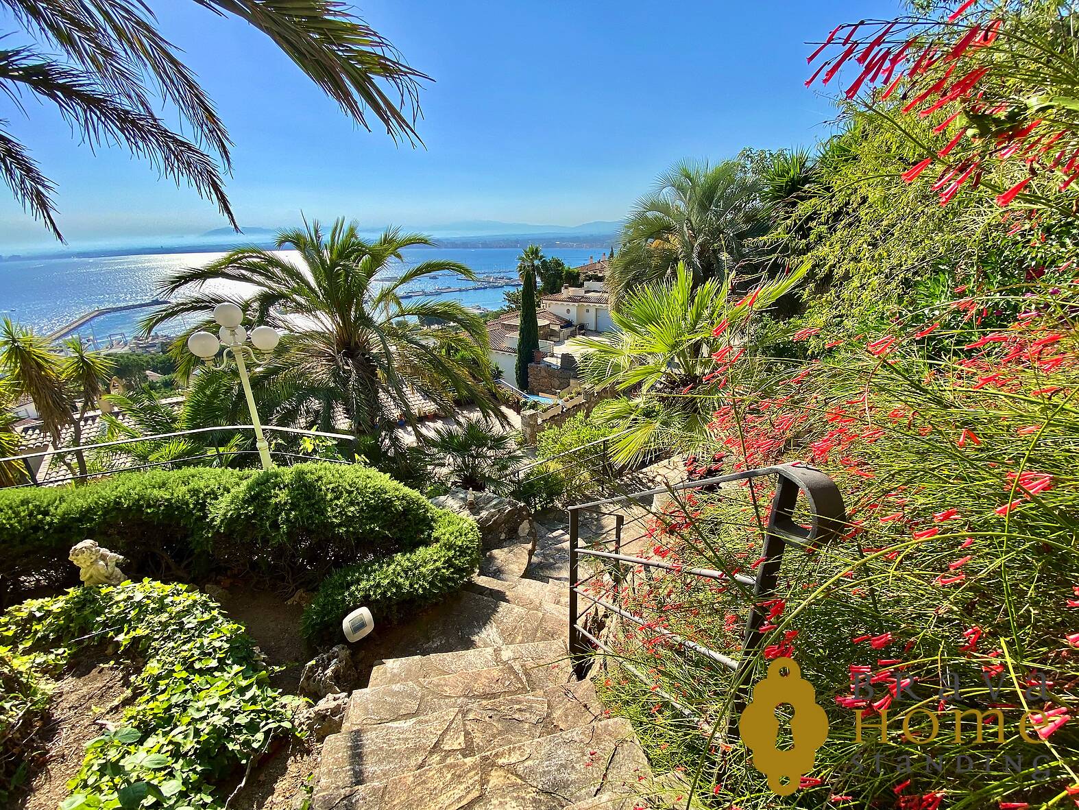 Lujoso Chalet con piscina y magnífica vista al mar en Rosas