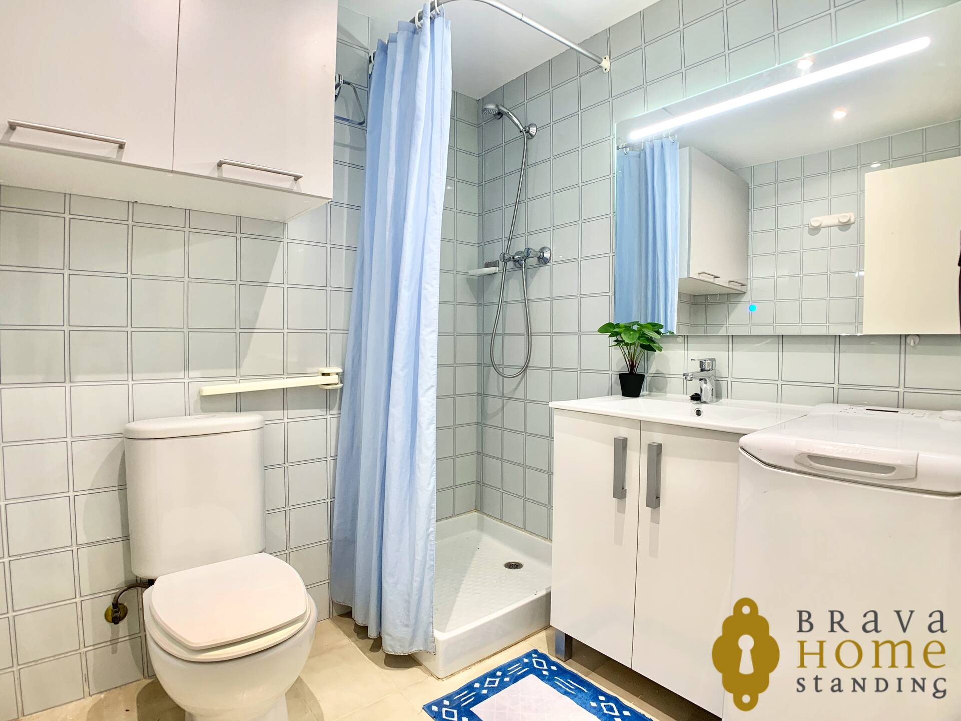 Magnifique appartement en 1ère ligne de mer, en vente à Rosas