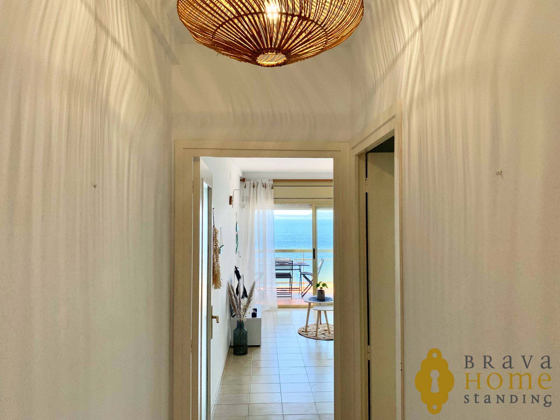 Magnifique appartement en 1ère ligne de mer, en vente à Rosas