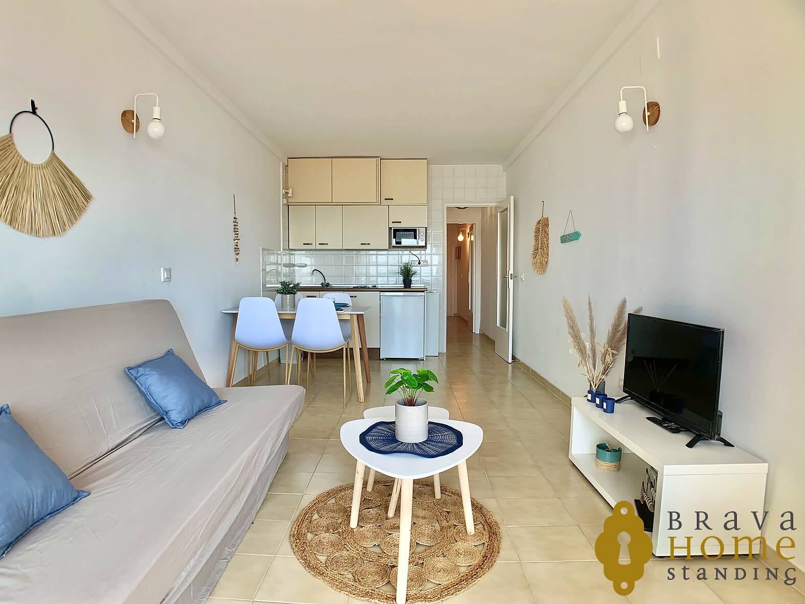 Magnífico apartamento en 1ª línea de mar, en venta en Rosas