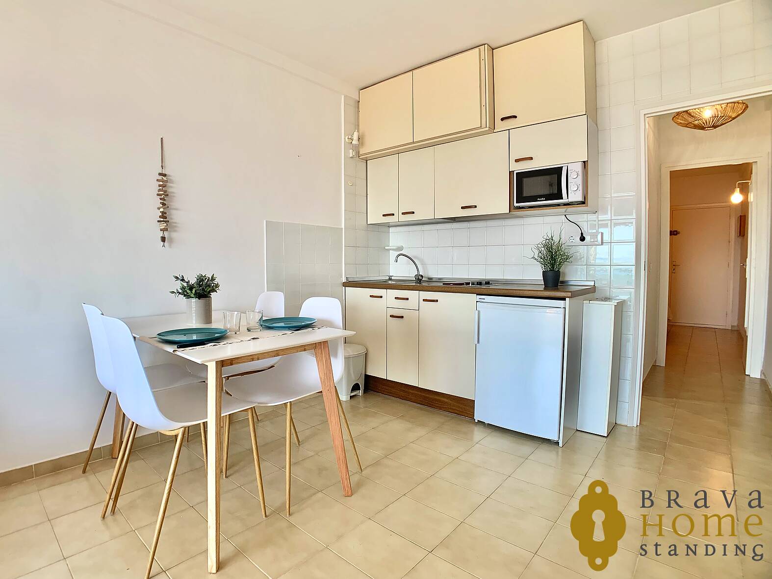 Magnífico apartamento en 1ª línea de mar, en venta en Rosas