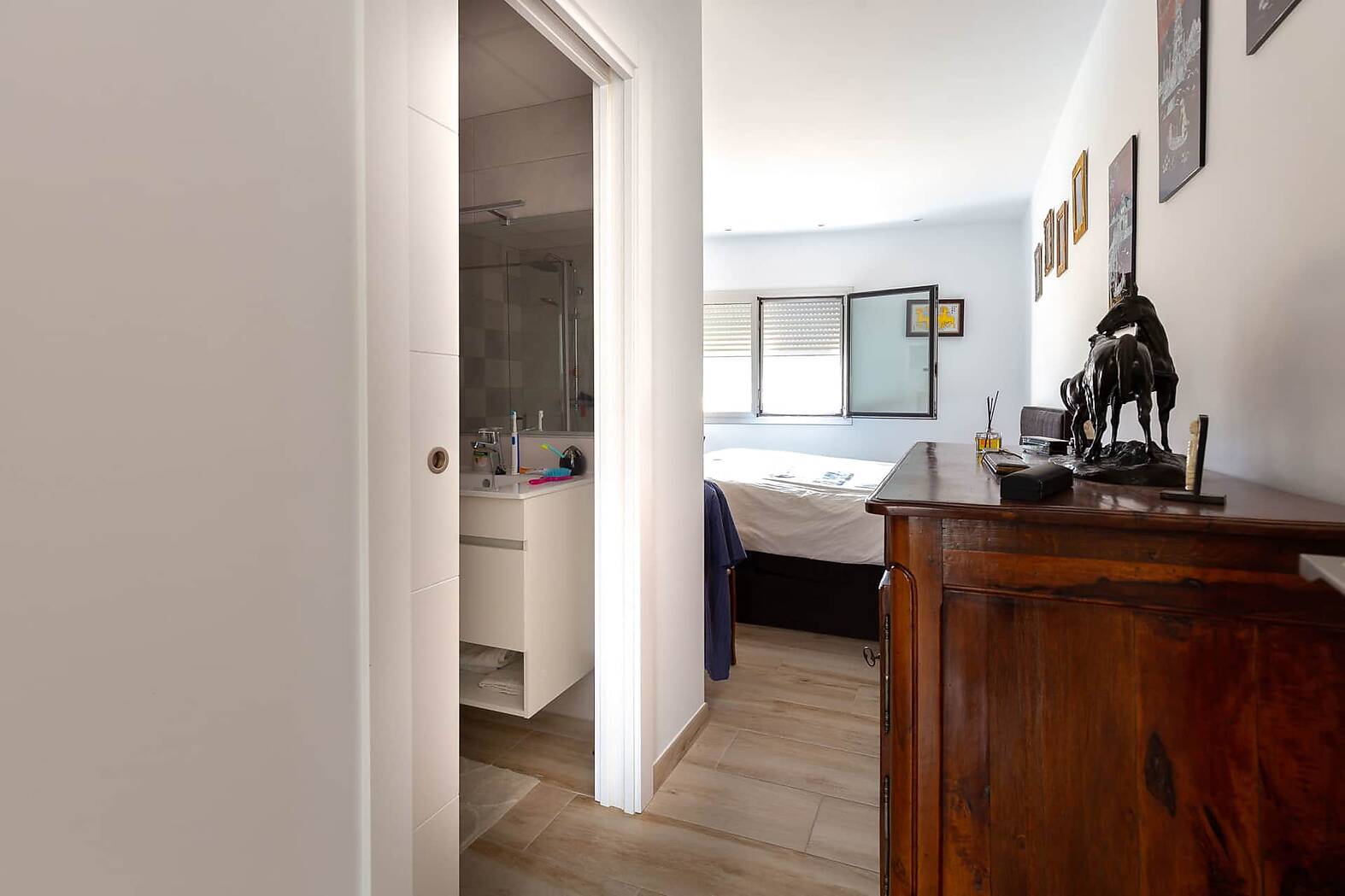 MAGNIFICO APARTAMENTO DUPLEX Y ATICO EN VENTA EN EL CENTRO DE ROSES