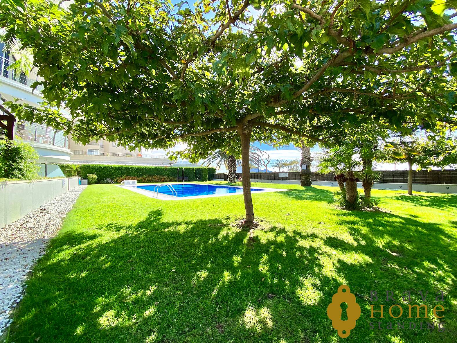 Appartement de standing avec piscine et parking à Rosas, secteur Salatar