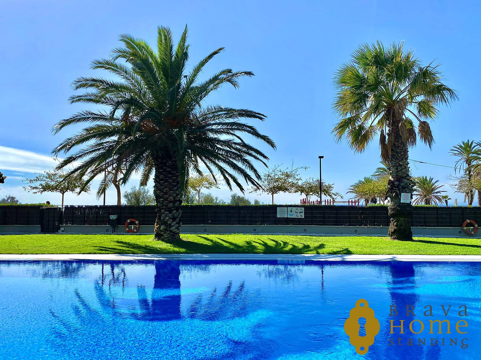 Appartement de standing avec piscine et parking à Rosas, secteur Salatar