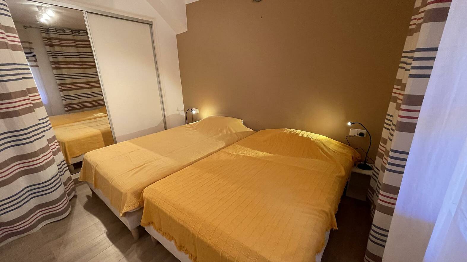 Bonic apartament a Canyelles amb precioses vistes