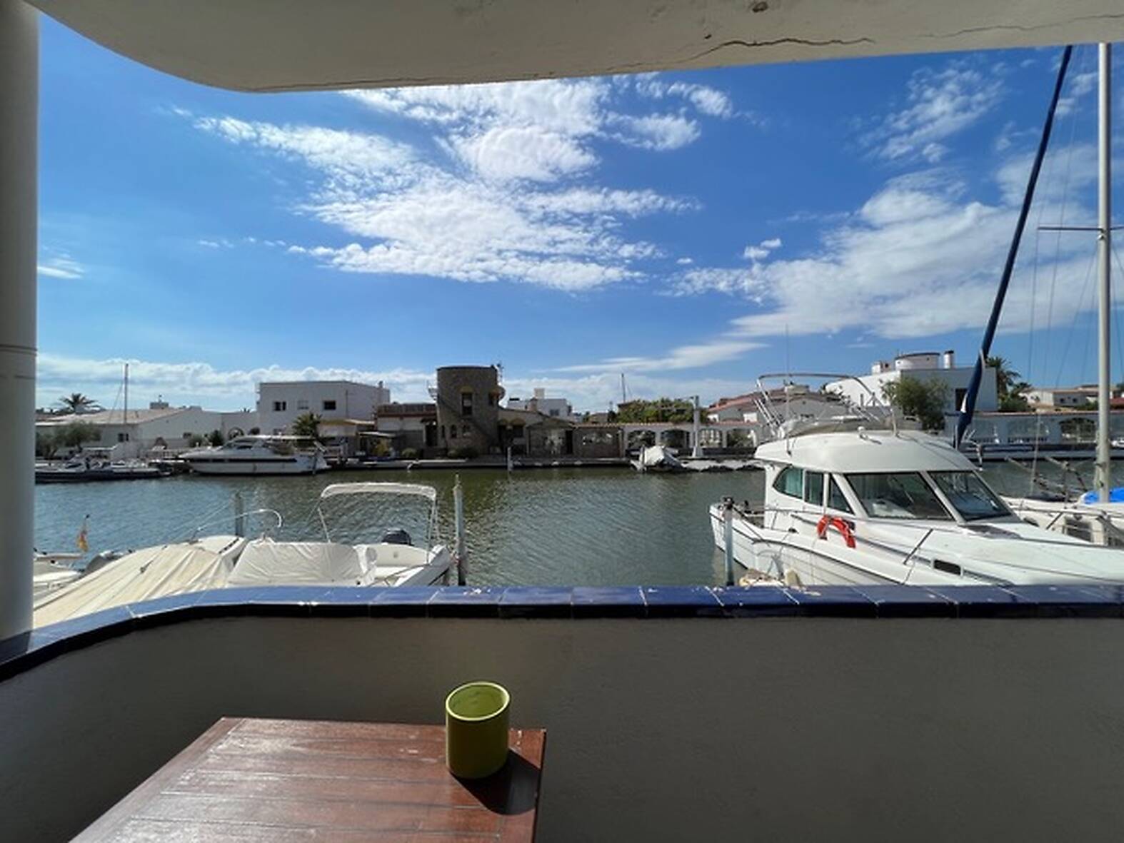 Apartamento con vista al canal en venta en Rosas - Santa Margarita