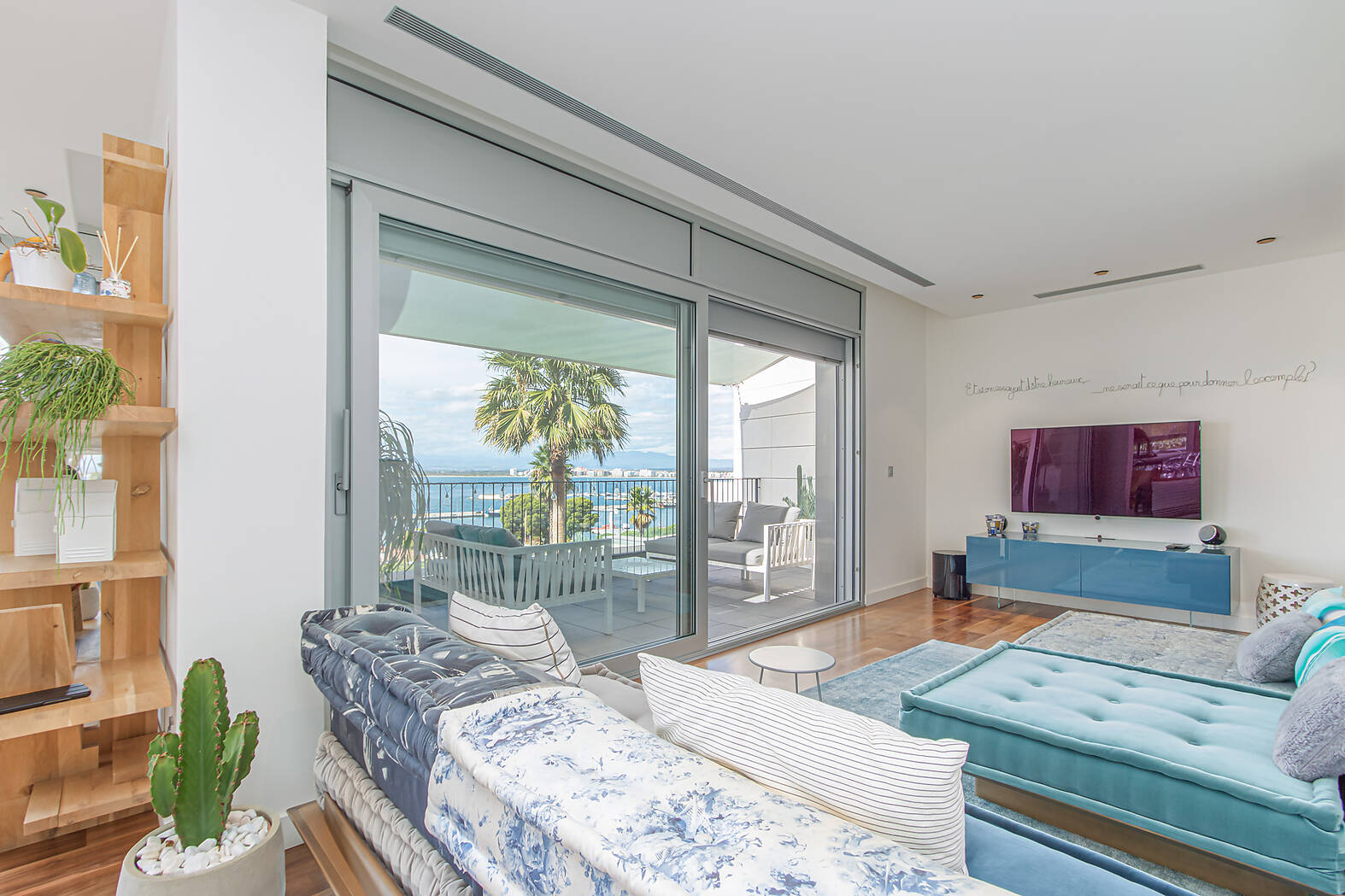 Luxosa casa con vistes al mar a prop de la platja de Roses