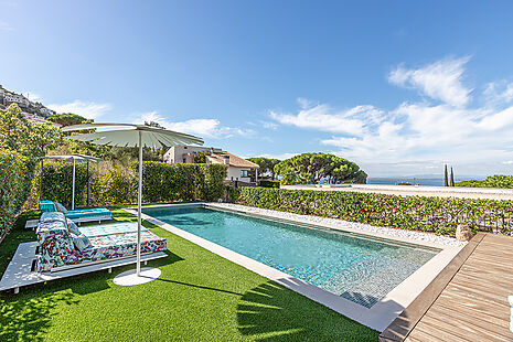 Luxueuse villa avec vue mer proche de la plage de Rosas