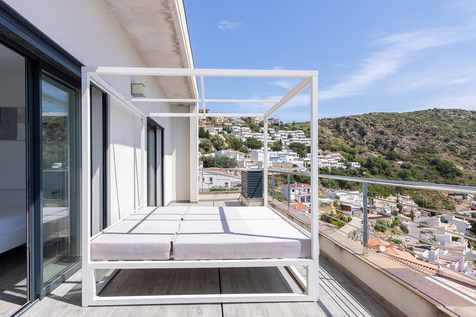 Magnifique maison à Canyelles Petites avec vue mer imprenable