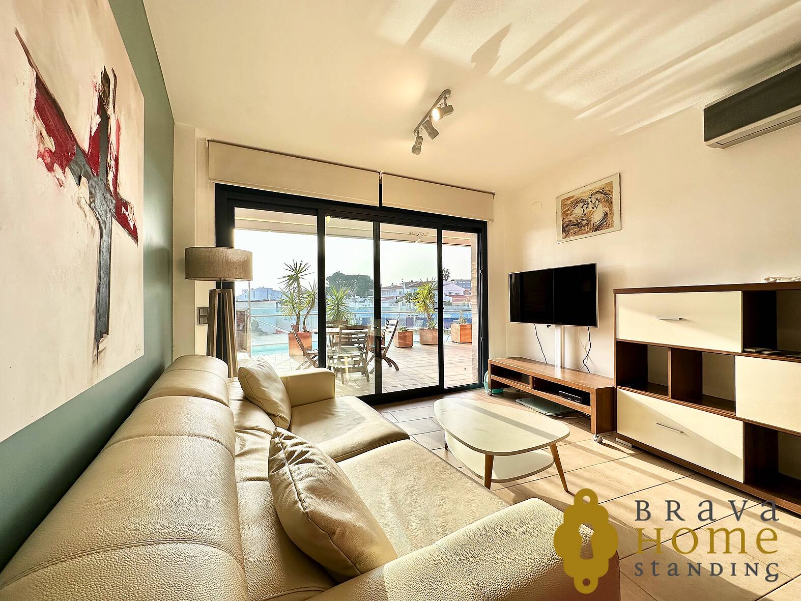Hermoso apartamento moderno en venta en Roses - Santa Margarita