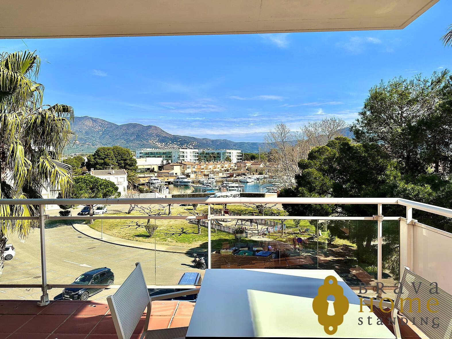 Magnífic apartament amb terrassa i piscina a Roses - Santa Margarida