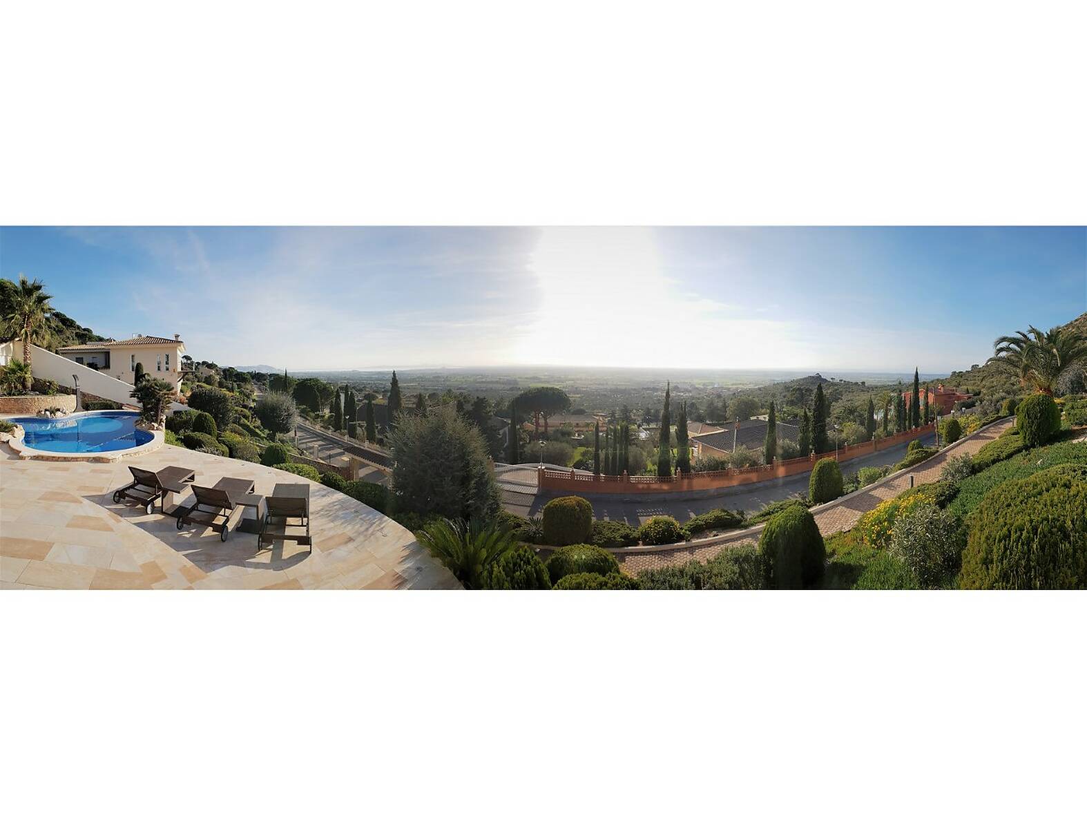 Magnífica propiedad con vistas panorámicas  en Pau, Els Olivars