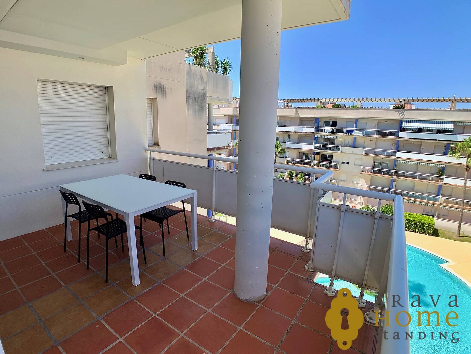 Magnífic apartament amb terrassa i piscina a Roses - Santa Margarida