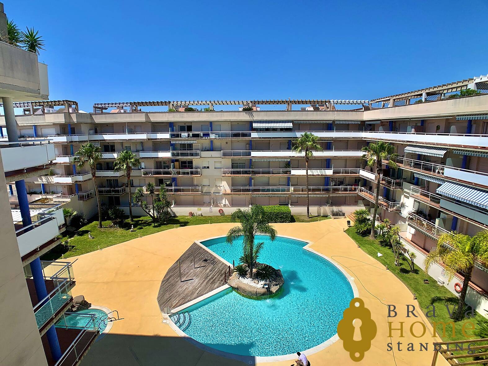 Magnífic apartament amb terrassa i piscina a Roses - Santa Margarida