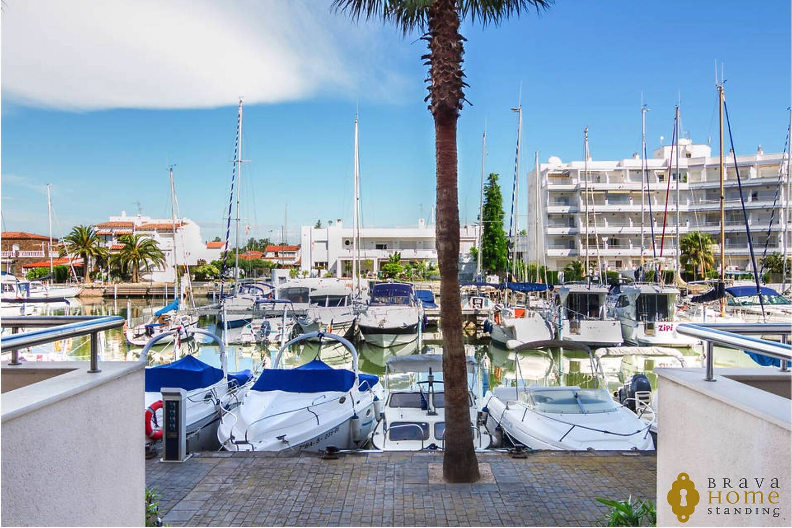 Magnífic apartament amb terrassa i piscina a Roses - Santa Margarida