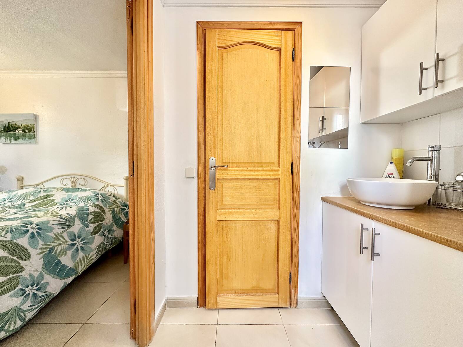 Preciosa casa con piscina y estudio independiente en venta en Empuriabrava