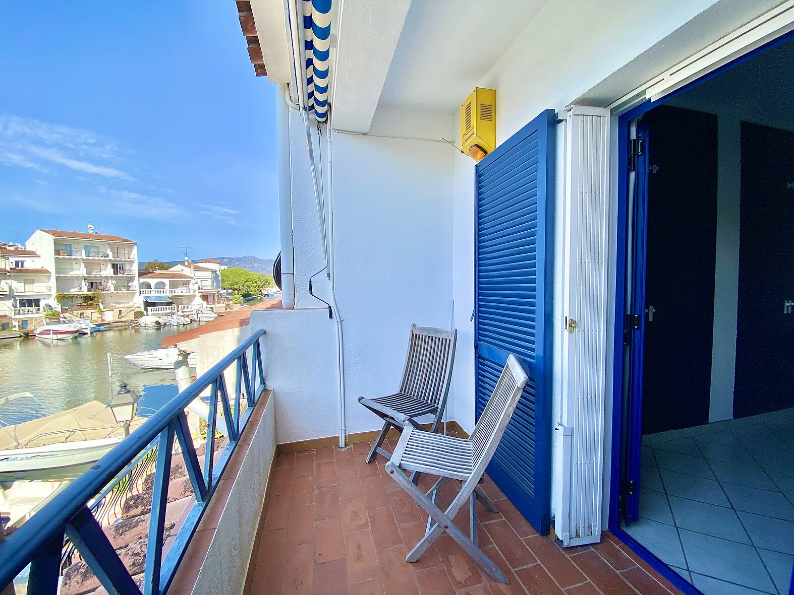 House with mooring for sale in Empuriabrava