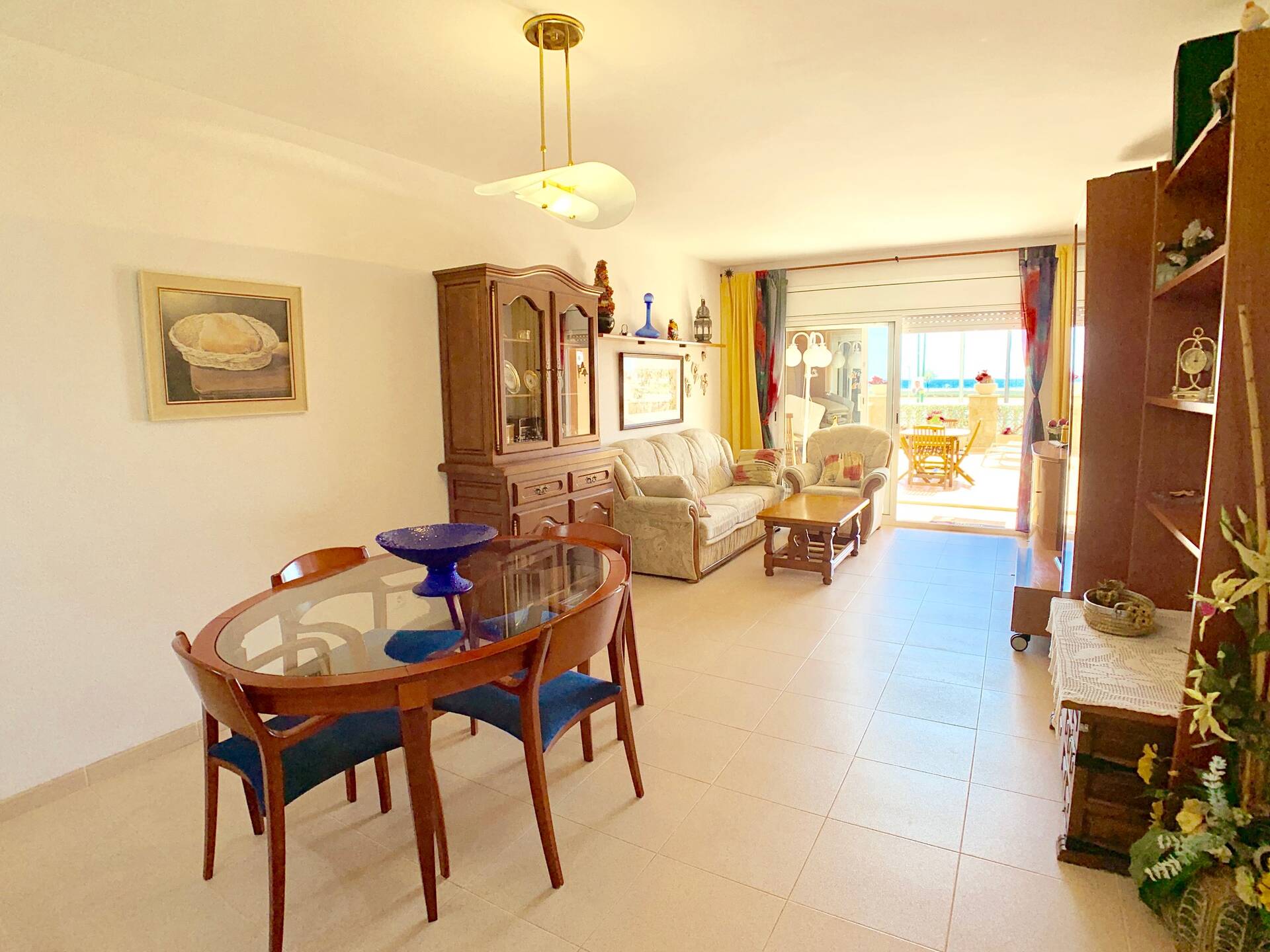Beautiful apartment in first sea line for sale in Empuriabrava