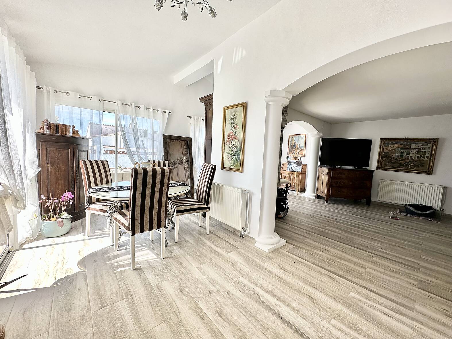 Splendid house with swimming pool for sale in Empuriabrava
