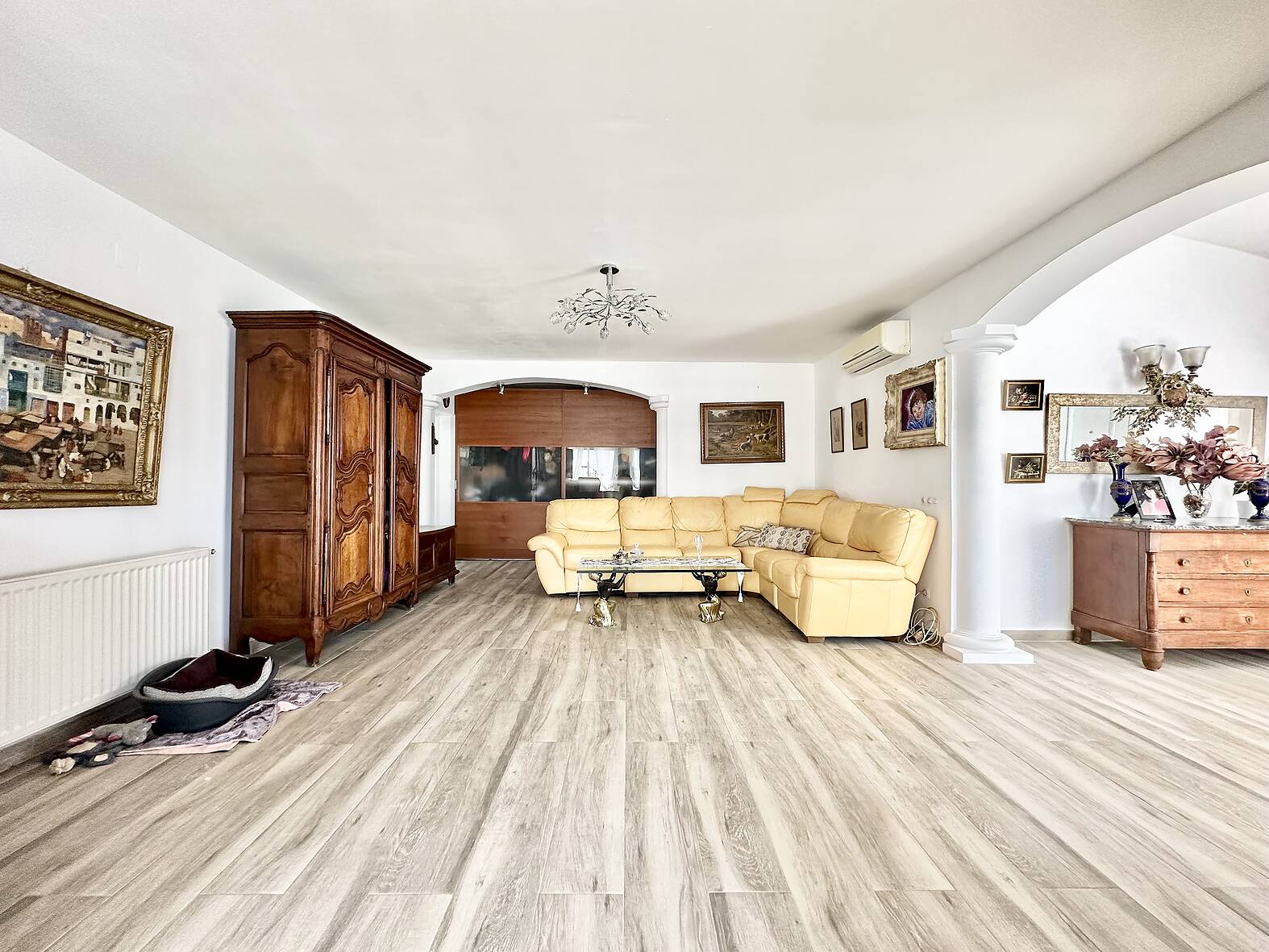 Splendid house with swimming pool for sale in Empuriabrava