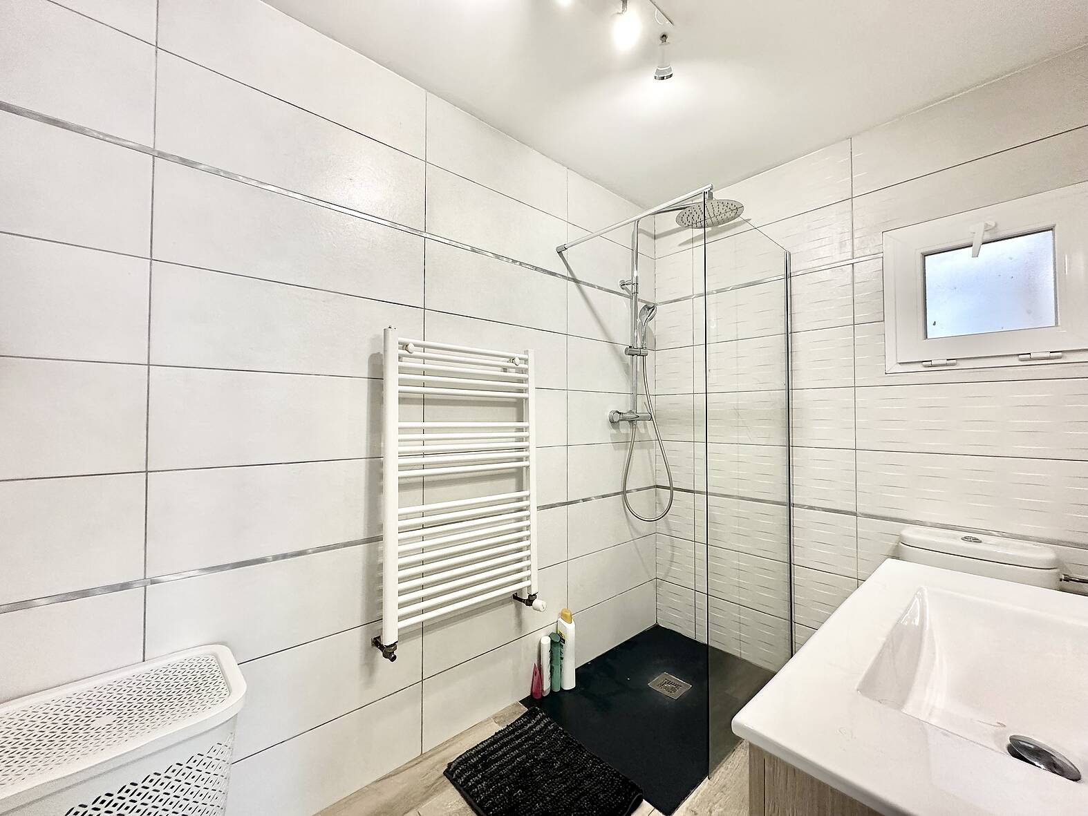 Splendid house with swimming pool for sale in Empuriabrava